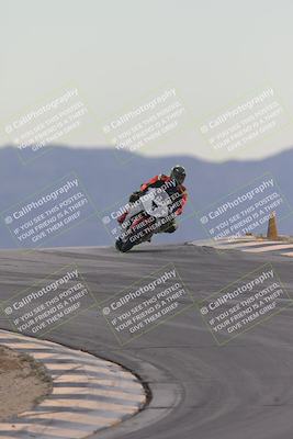 media/Sep-21-2025-Race Pace (Sun) [[98bf33ef95]]/Non Verified/1-Turns 9 and 10 (8am)/